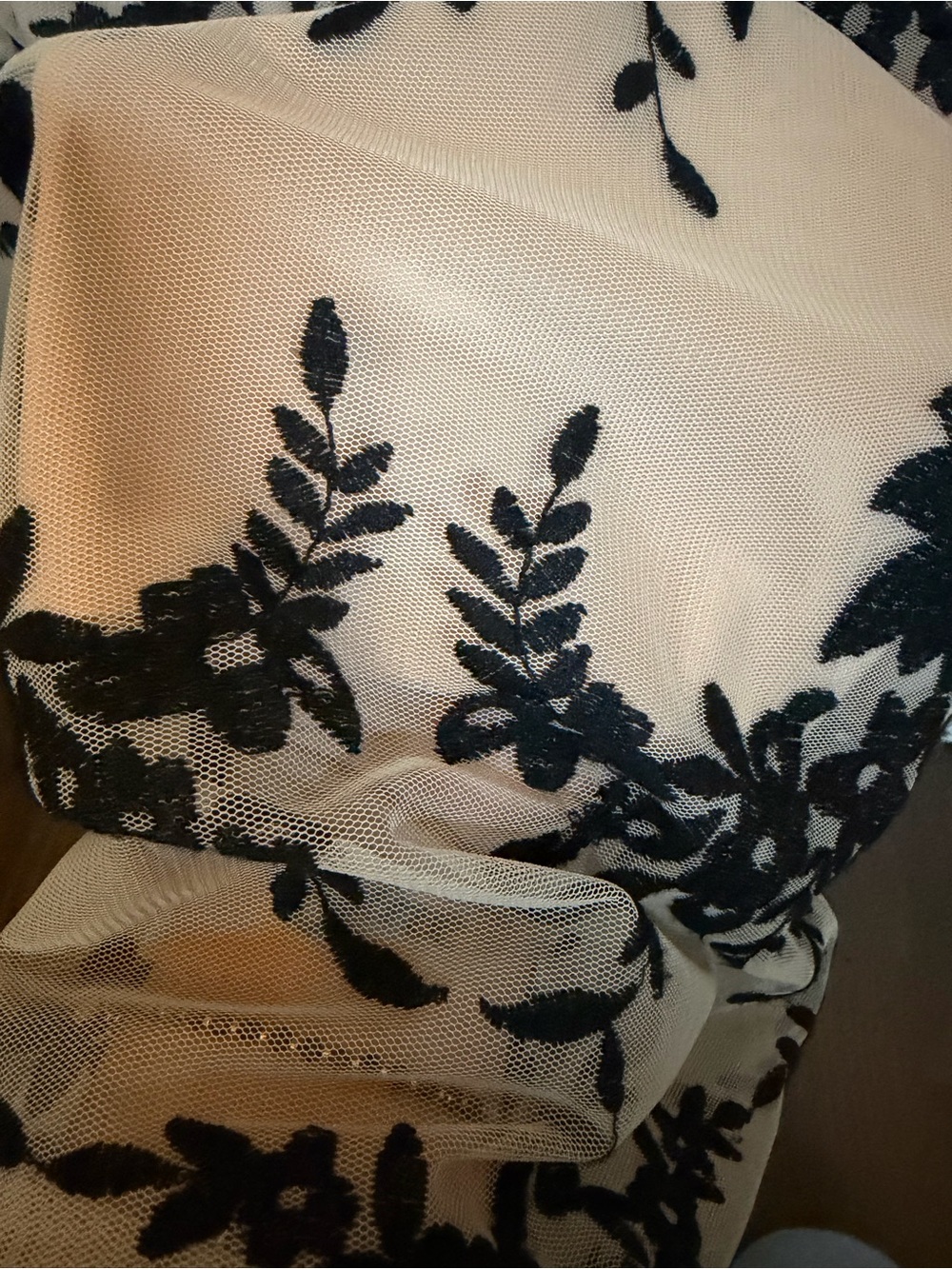 Bardot Black and Nude dress - Picture 4 of 12